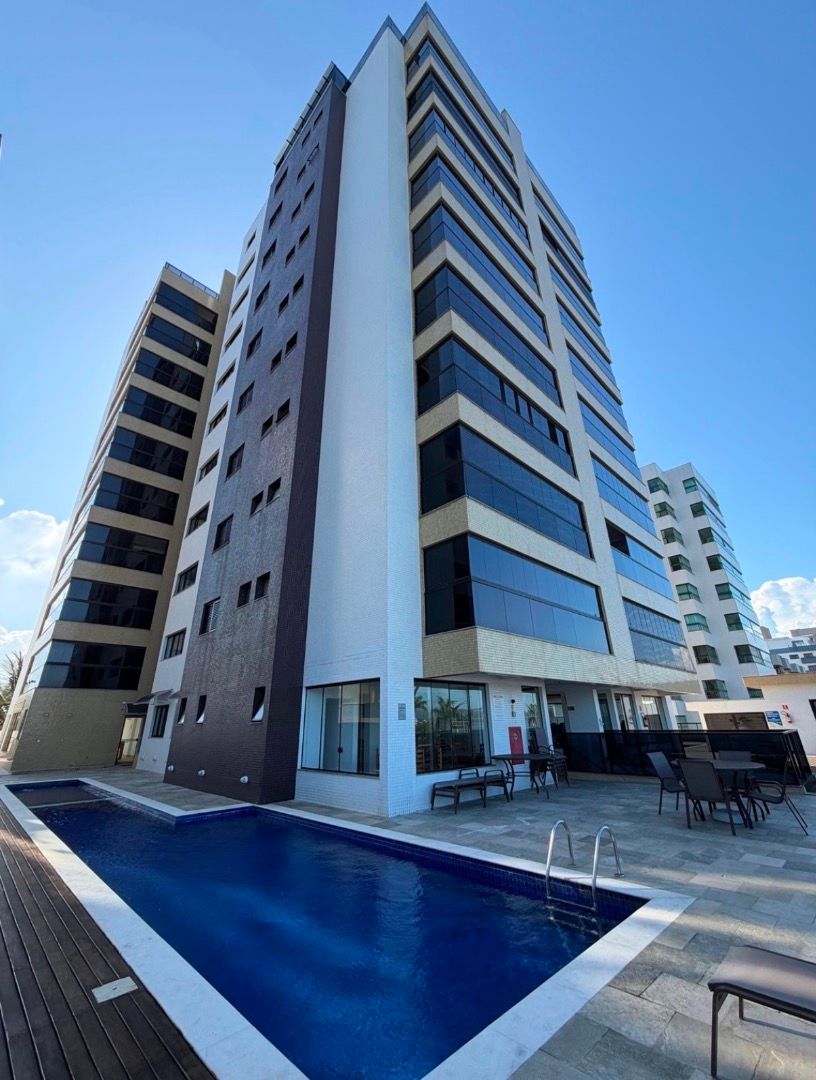 Apartamento Alto Padrão Frente Mar no Edifício Parthenon, Praia do Aruan