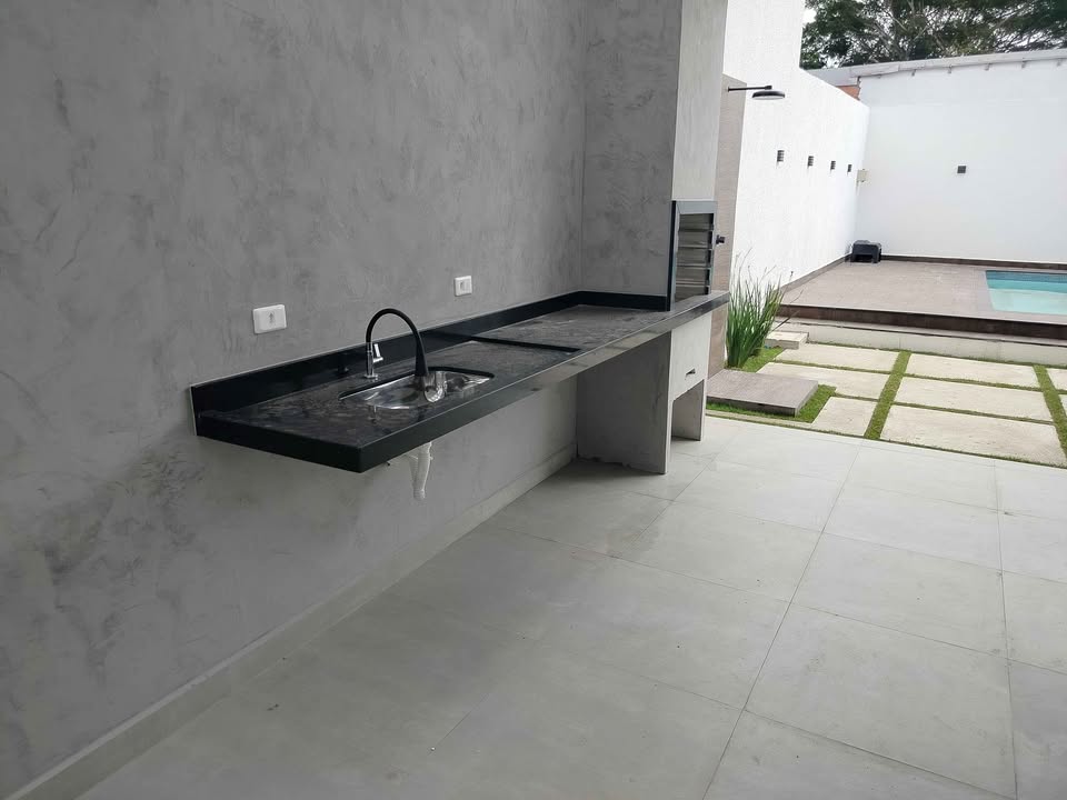 Sobrado Novo com Piscina Privativa e Área Gourmet no Porto Novo