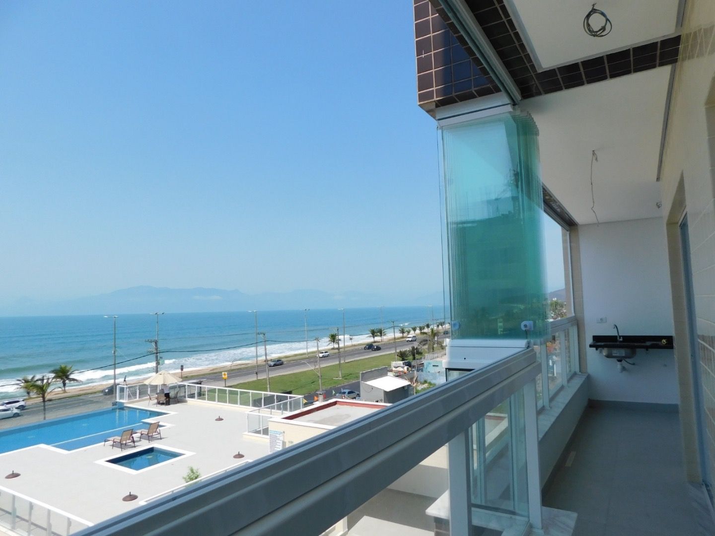 Apartamento Novo Frente Mar no Edifício Mar a Vista, Massaguaçu