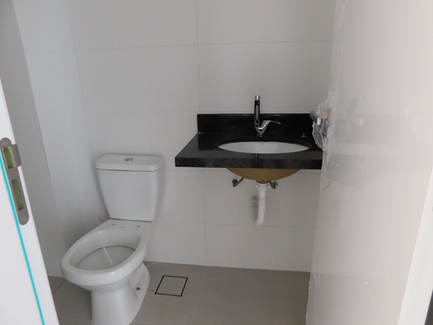 Apartamento Novo Frente Mar no Edifício Mar a Vista, Massaguaçu