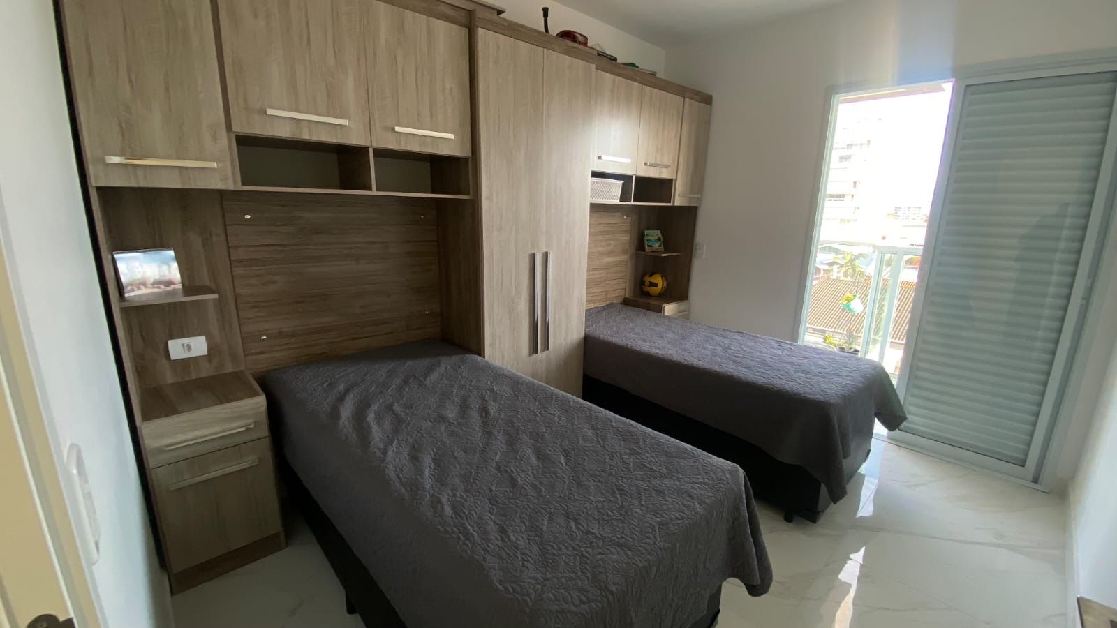Apartamento com 2 Dormitórios no Edifício Eurus, Indaiá