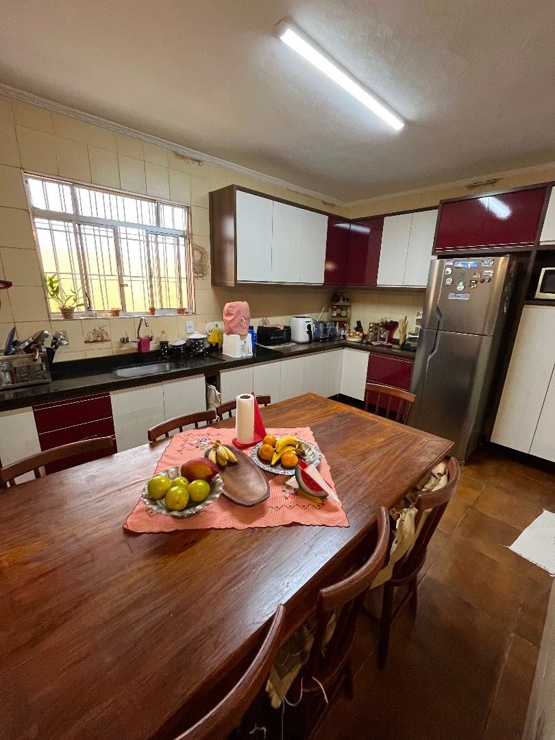 Casa com Amplo Terreno e Área Gourmet na Praia das Palmeiras