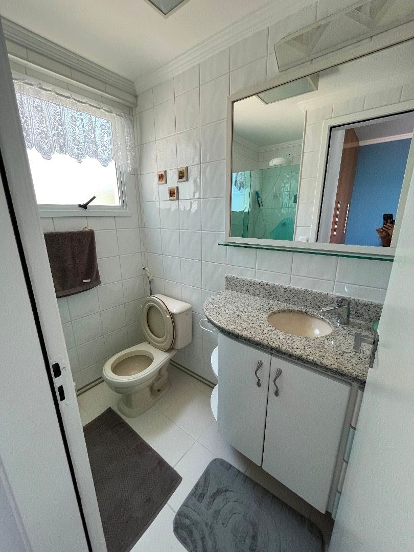 Apartamento Pé na Areia com Piscina de Borda Infinita na Prainha