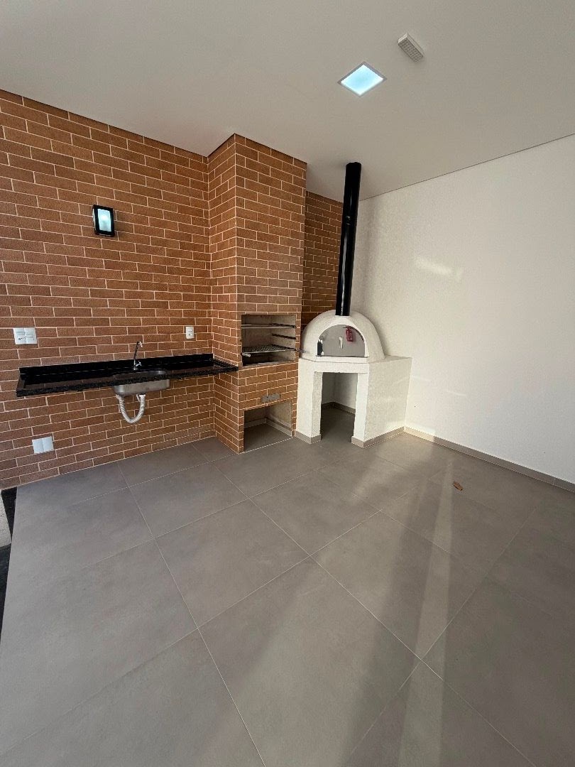 Apartamento Novo com Vista para o Mar no Edifício Alpha View em Sumaré
