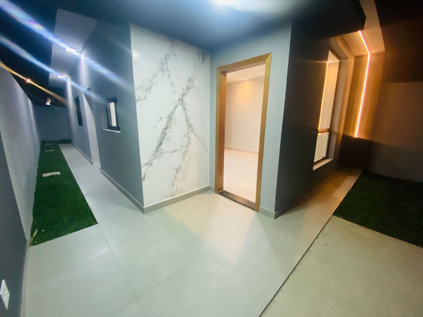 Casa Nova com Suíte no Balneário dos Golfinhos