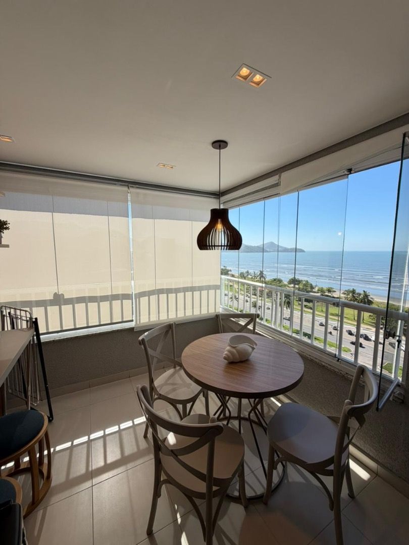 Apartamento Mobiliado com Vista Panorâmica para o Mar no Indaiá