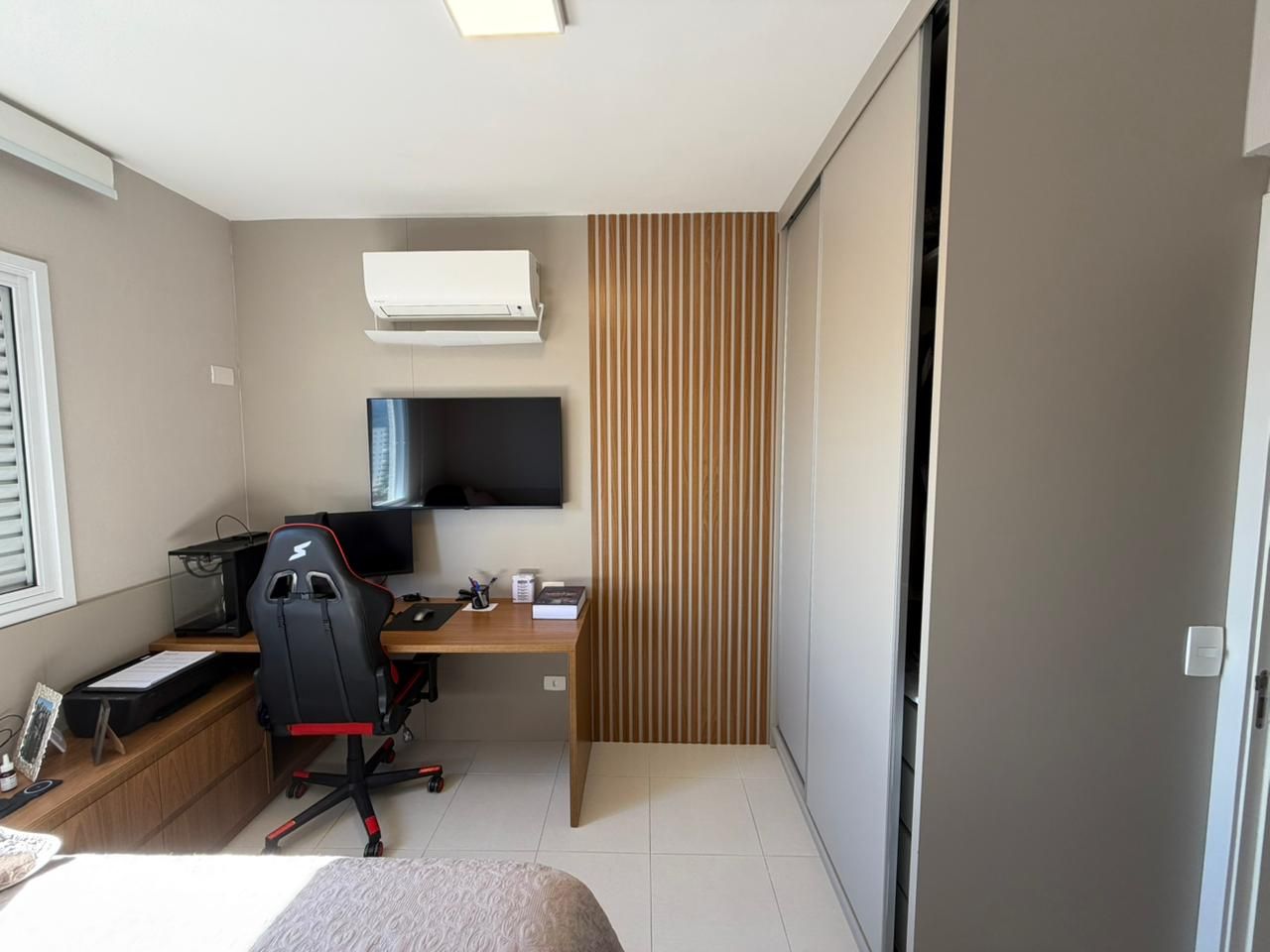 Apartamento Mobiliado com Vista Panorâmica para o Mar no Indaiá