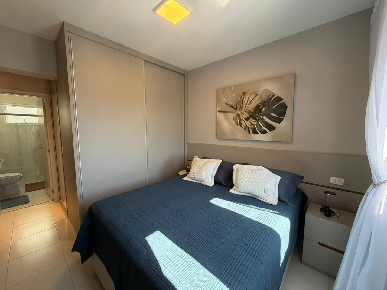 Apartamento Mobiliado com Vista Panorâmica para o Mar no Indaiá