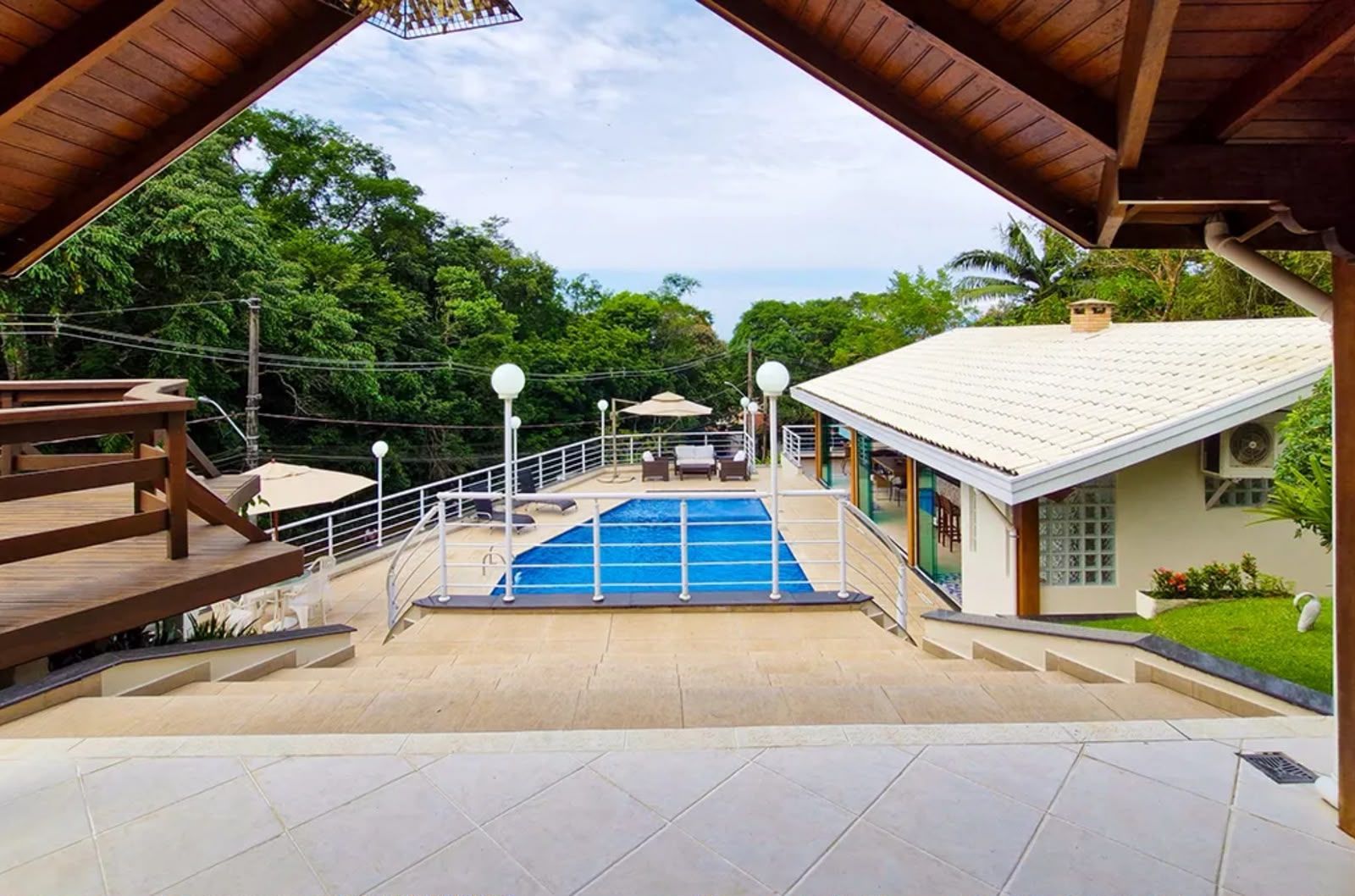 Casa Alto Padrão com Mirante e Vista Panorâmica no Park Imperial, Massaguaçu