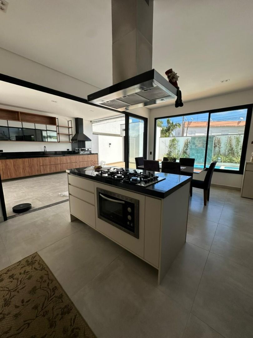 Casa Alto Padrão com Piscina e Automação no Capricórnio, Massaguaçu