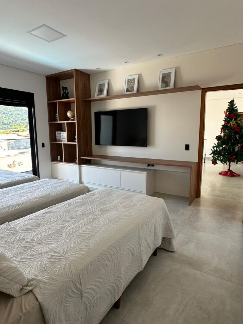 Casa Alto Padrão com Piscina e Automação no Capricórnio, Massaguaçu