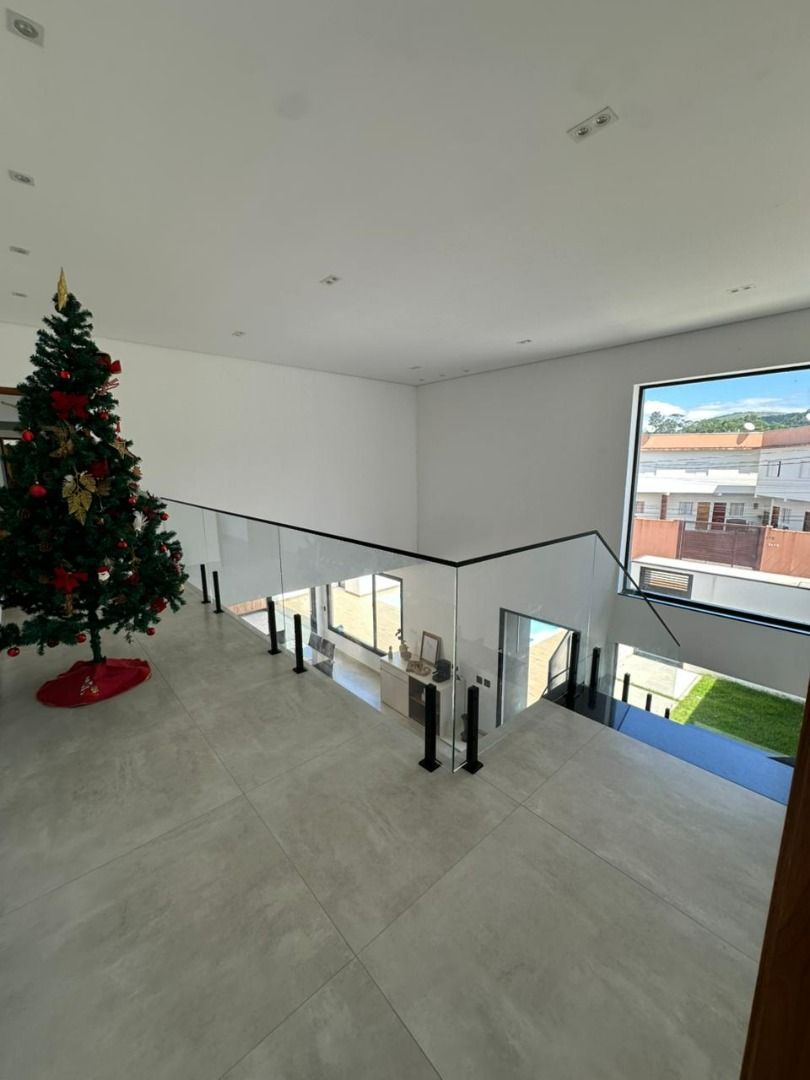 Casa Alto Padrão com Piscina e Automação no Capricórnio, Massaguaçu
