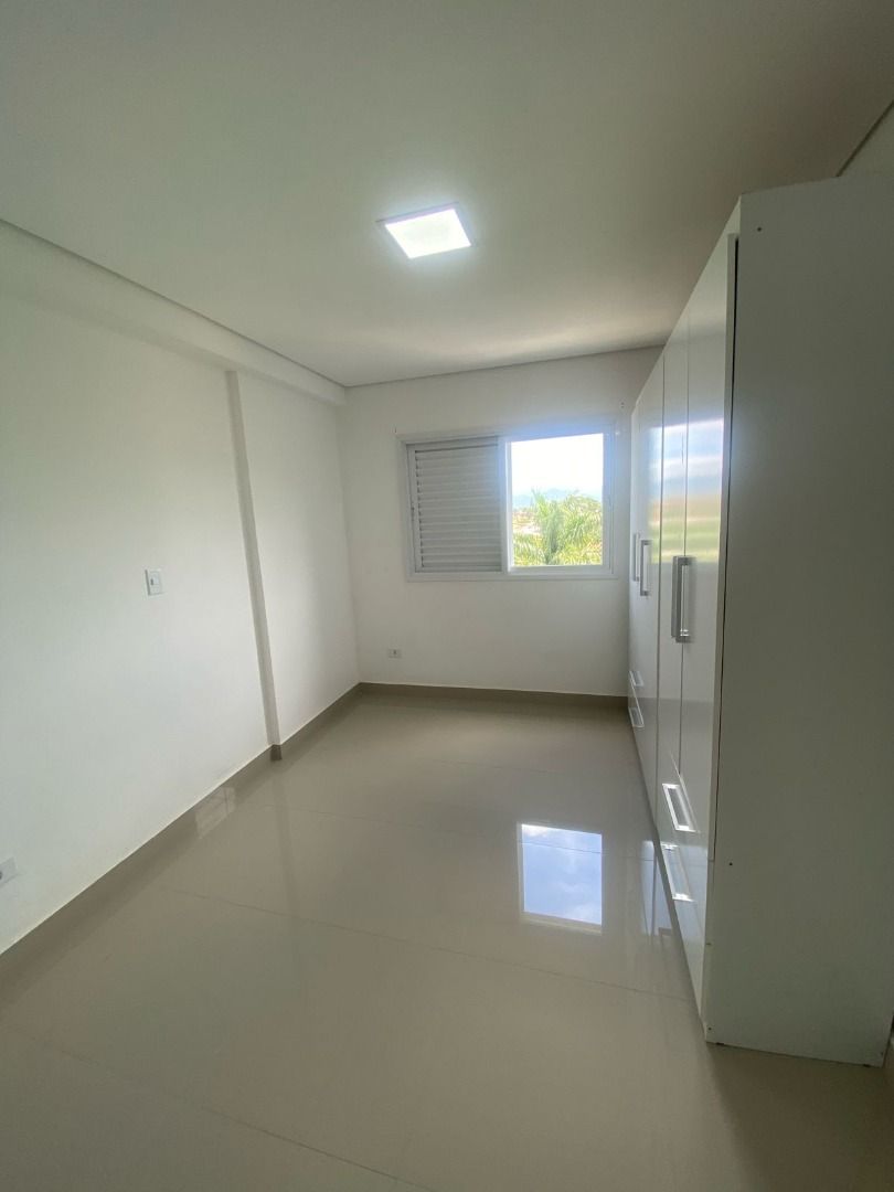 Apartamento com Vista para a Serra no Residencial Jardins, Jardim Primavera